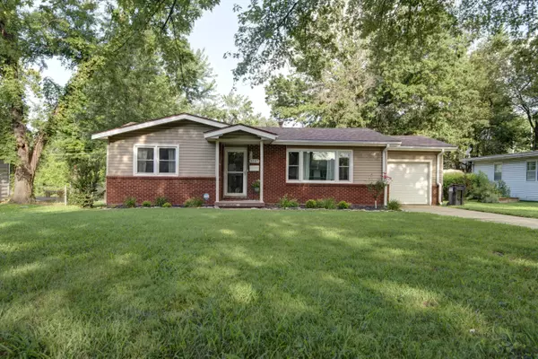 3147 S Ertis AVE, Springfield, MO 65807