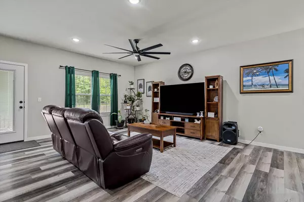 Willard, MO 65781,435 E Logan ST