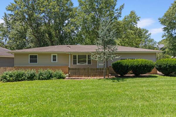 823 S Mission AVE, Springfield, MO 65809