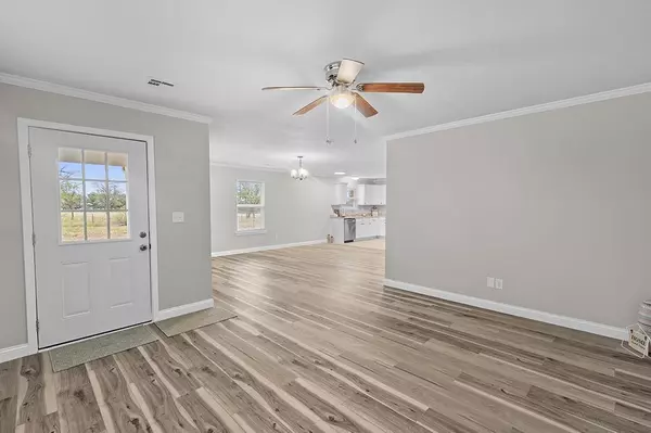 Seneca, MO 64865,21483 Antelope RD