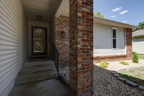 Springfield, MO 65807,1643 W Mcgee ST