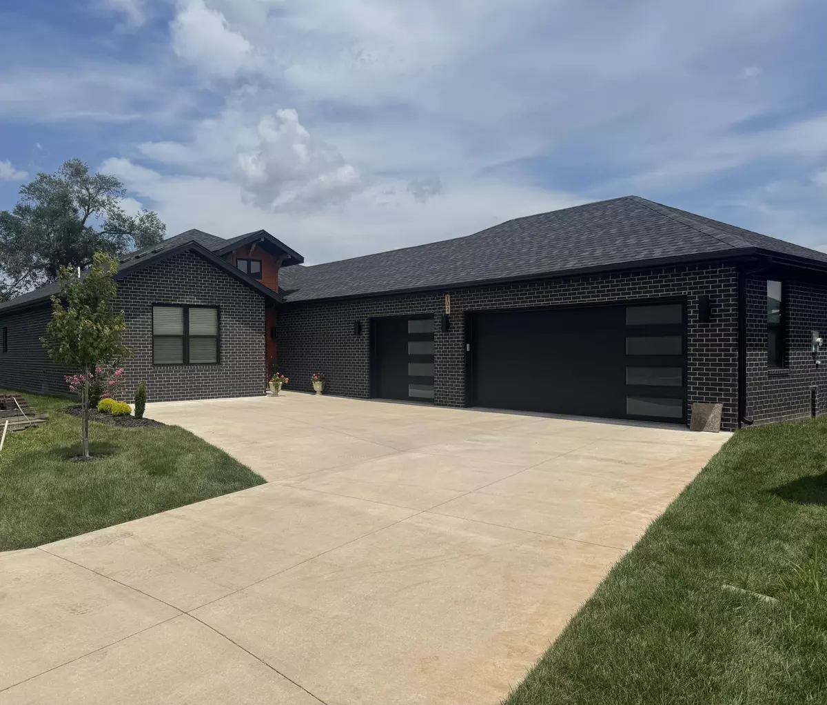 Springfield, MO 65810,5955 S Farm Road 163 #102