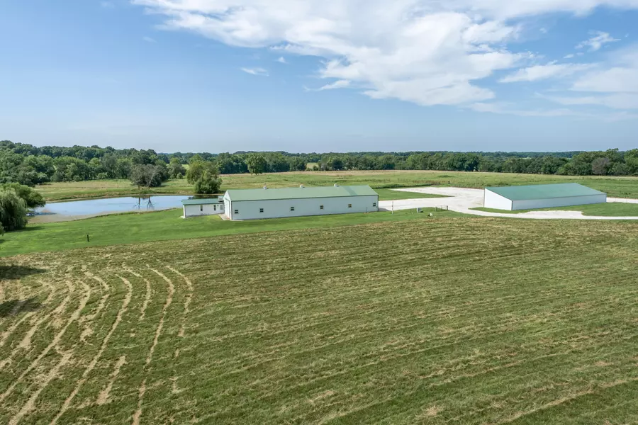 22480 E 1750 Road, Fair Play, MO 65649