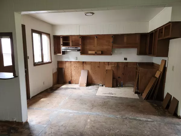 Marshfield, MO 65706,731 E Hubble DR