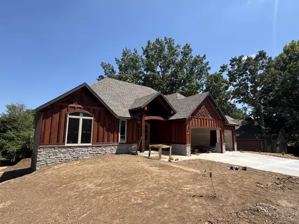5044 S Nettleton AVE, Springfield, MO 65810