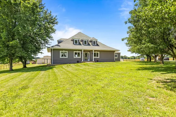 Strafford, MO 65757,4201 N Farm Rd 205