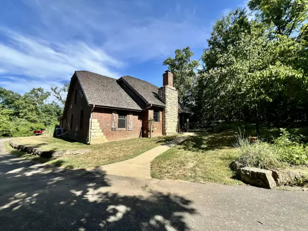 Branson, MO 65616,646 Rosewood DR