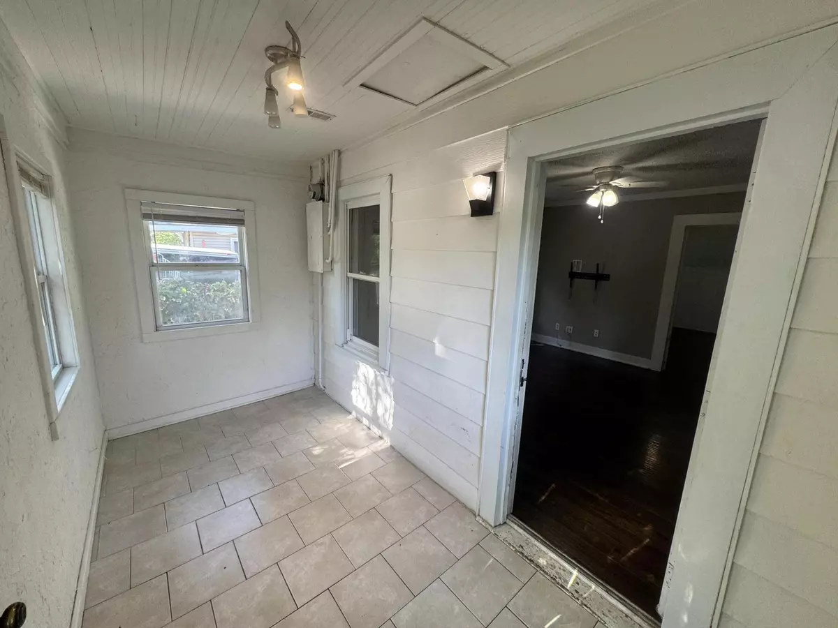 Springfield, MO 65803,2227 N Elizabeth AVE