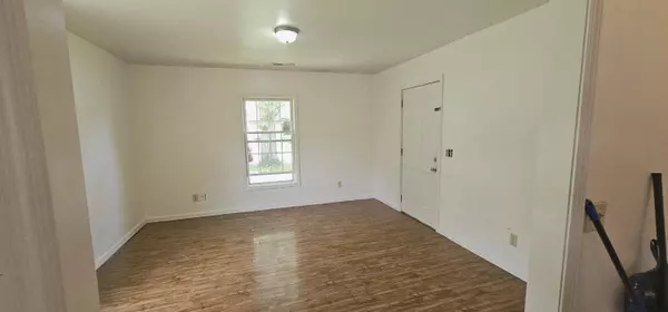Springfield, MO 65802,830 W Scott ST