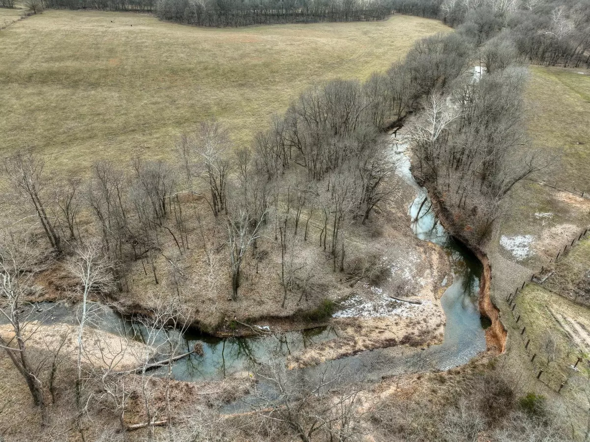 Neosho, MO 64850,18284 B-2 Gazelle DR
