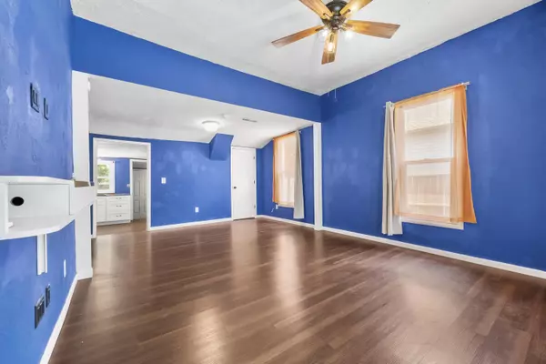 Springfield, MO 65803,407 E Turner ST