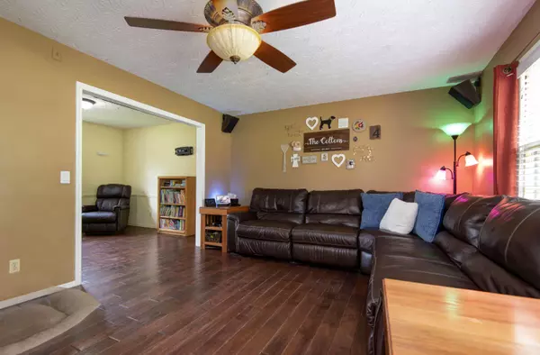 Springfield, MO 65804,2125 E Meadow