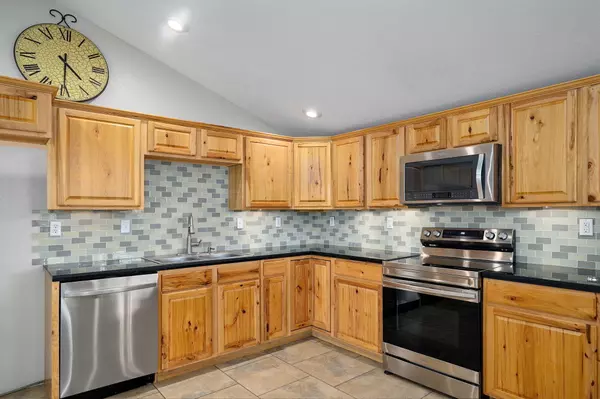 11131 State Highway K, Mt Vernon, MO 65712