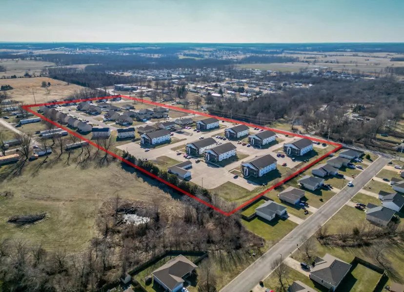 2176 Beck Lane, Lebanon, MO 65536