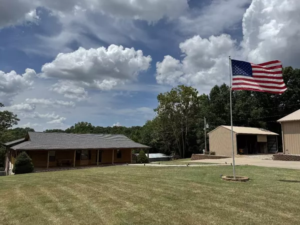 Walnut Shade, MO 65771,7697 State Highway 176