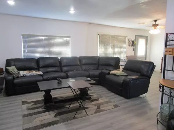 Hartshorn, MO 65479,5923 Highway K
