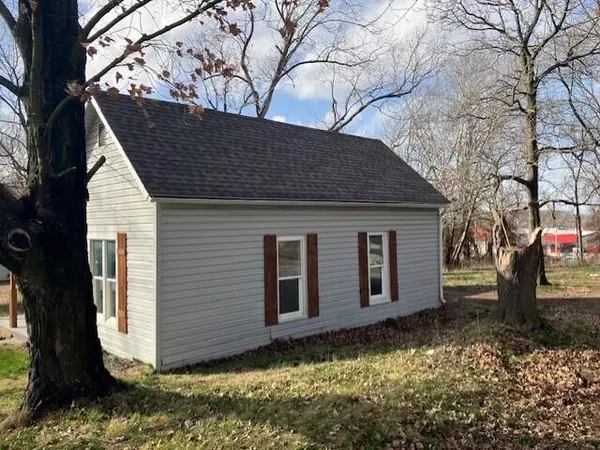 Sarcoxie, MO 64862,301 Church ST