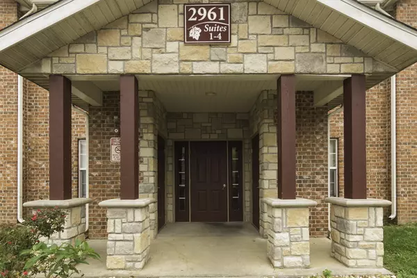 Branson, MO 65616,2961 Vineyards Pkwy #1