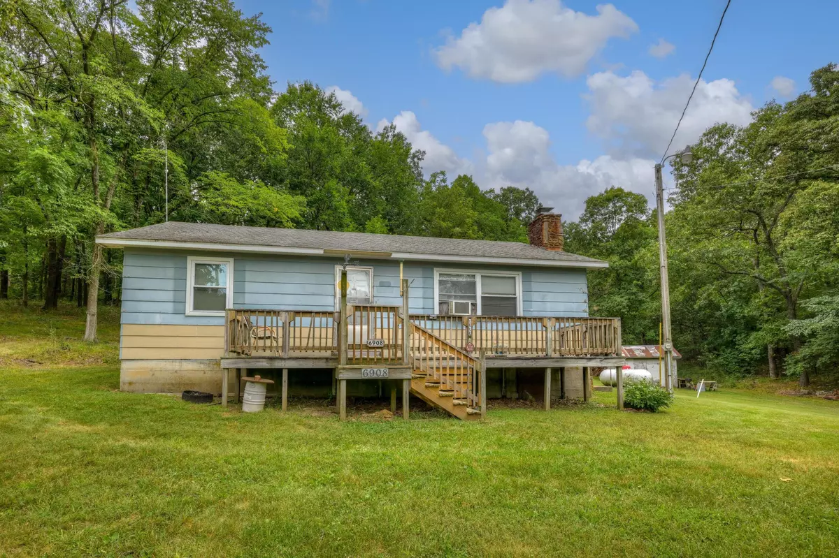 Pierce City, MO 65723,6908 Tiger Rd RD