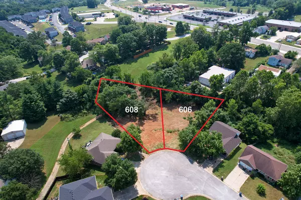 Nixa, MO 65714,608 E Oak Leaf CT