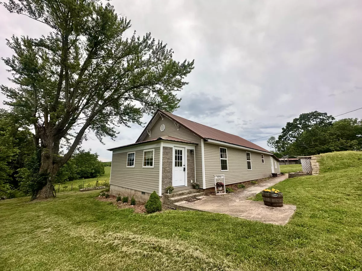 Sarcoxie, MO 64862,4595 Co Rd 10