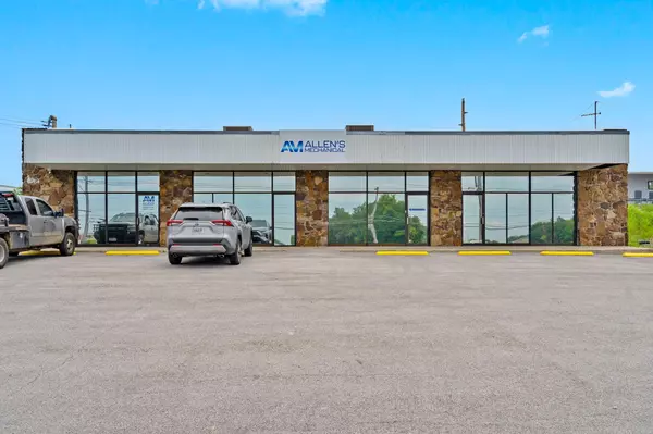 Springfield, MO 65803,2752 E Kearney ST