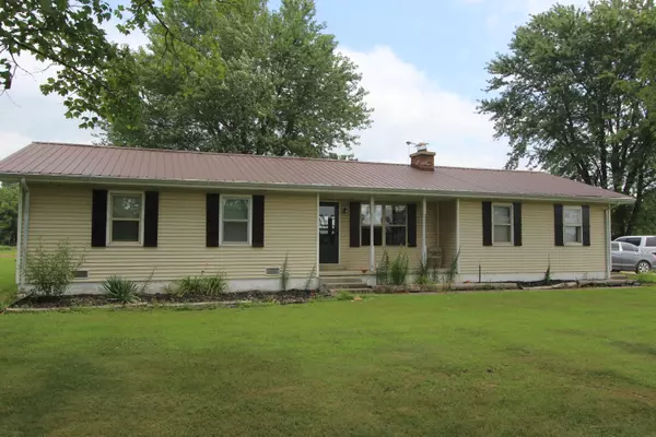 Seymour, MO 65746,2585 Burnett RD