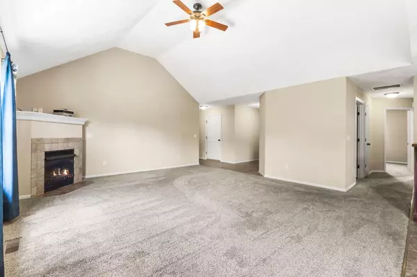 Nixa, MO 65714,1126 N Gretchen ST