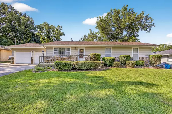 3214 E Independence ST, Springfield, MO 65804