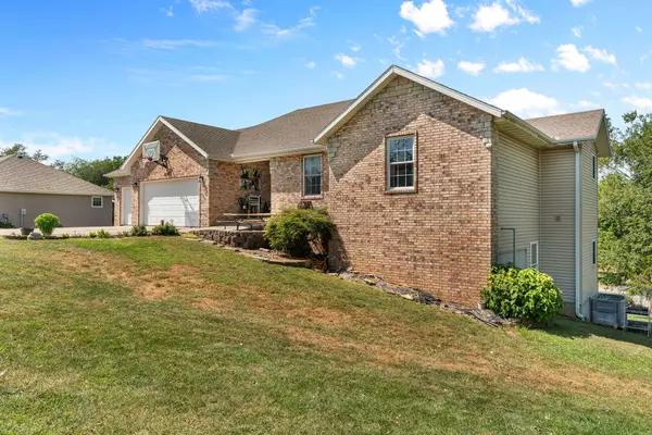 Ozark, MO 65721,1209 E Jay ST