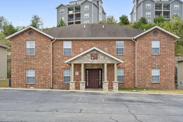 Branson, MO 65616,2955 Vineyards Pkwy #3