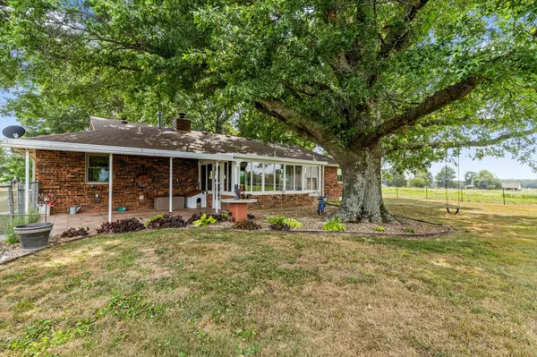 Ozark, MO 65721,265 Persimmon RD