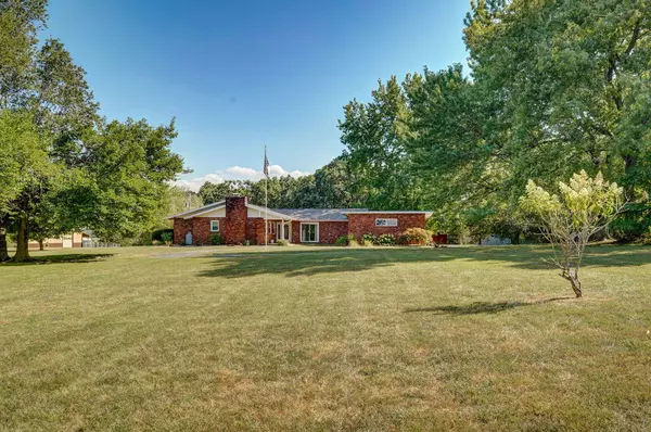 Ozark, MO 65721,1856 Mclean RD
