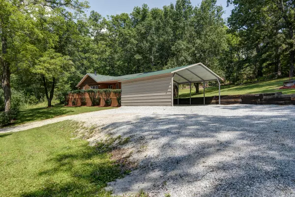 Crane, MO 65633,197 Log Cabin RD