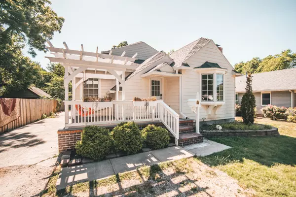 1529 S Fremont AVE, Springfield, MO 65804