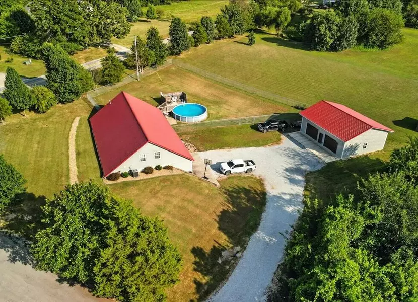 1007 Wade ST, Mountain View, MO 65548