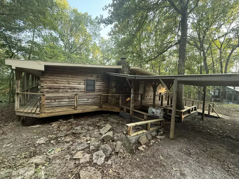 3966 Farm Road 2190, Exeter, MO 65647