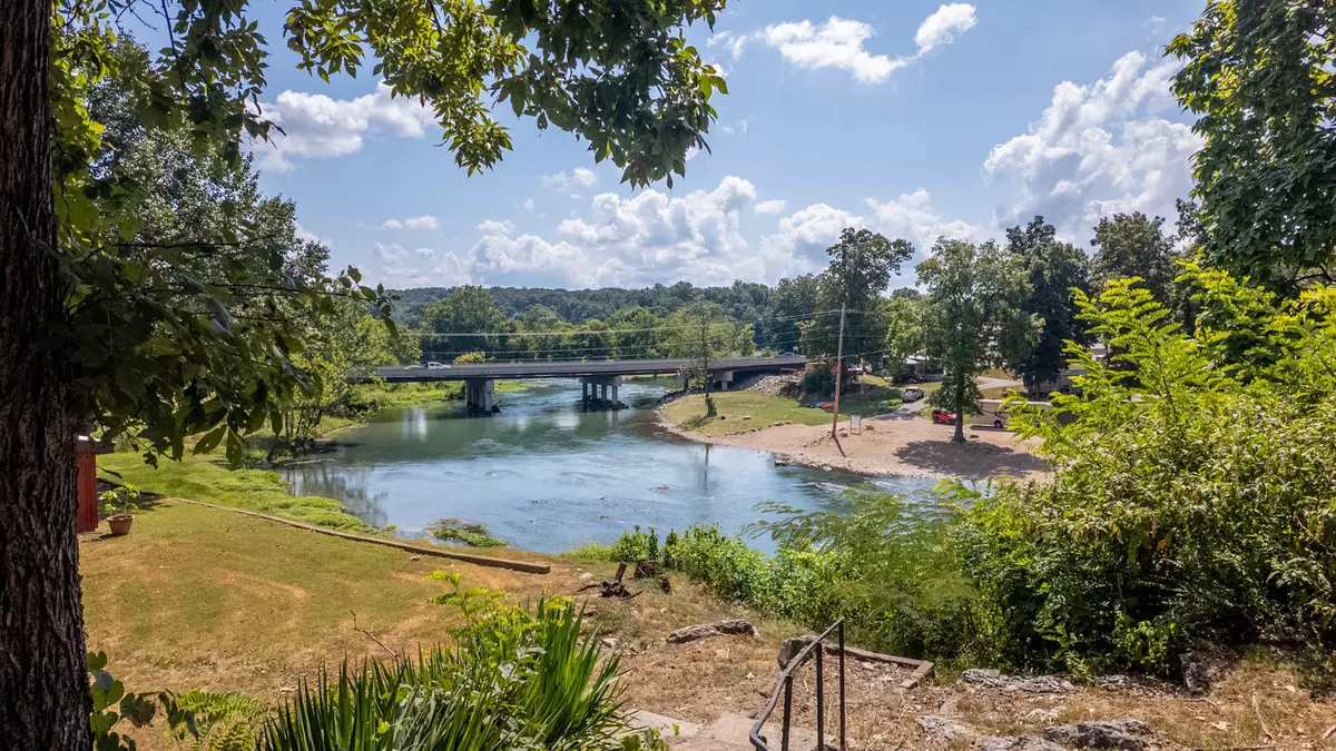 Mammoth Spring, AR 72554,200 South 2nd Street