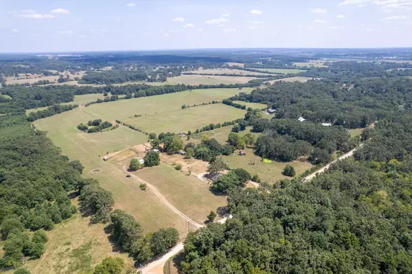 West Plains, MO 65775,1494 County Road 2690