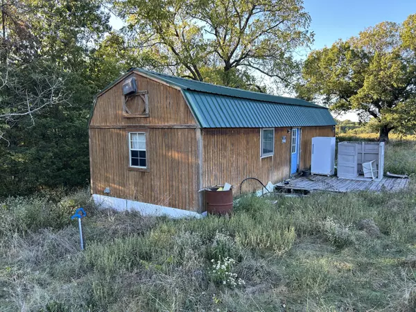6679 E State Highway 90, Pineville, MO 64856