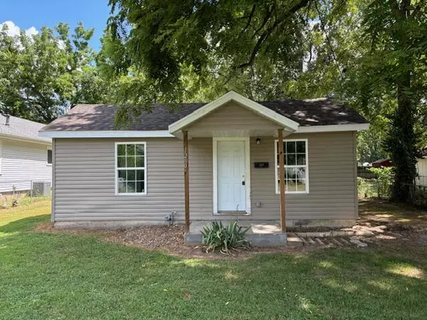 1200 N Ethyl AVE, Springfield, MO 65802