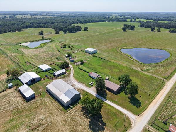 15703 S 2850 RD, El Dorado Springs, MO 64744