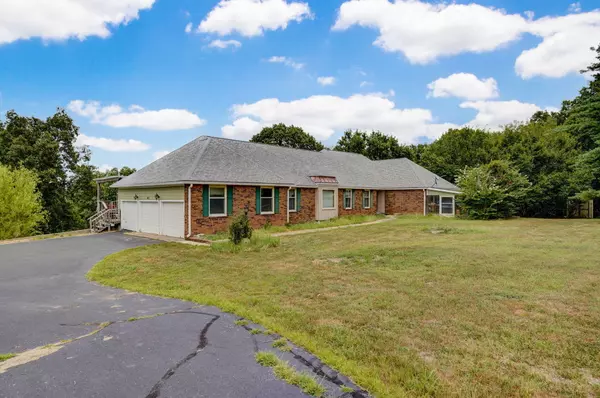 Chestnutridge, MO 65630,882 Bryant RD