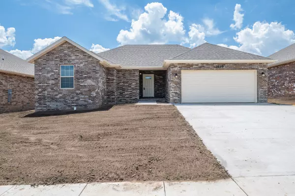 3840 W Riley ST, Bolivar, MO 65613