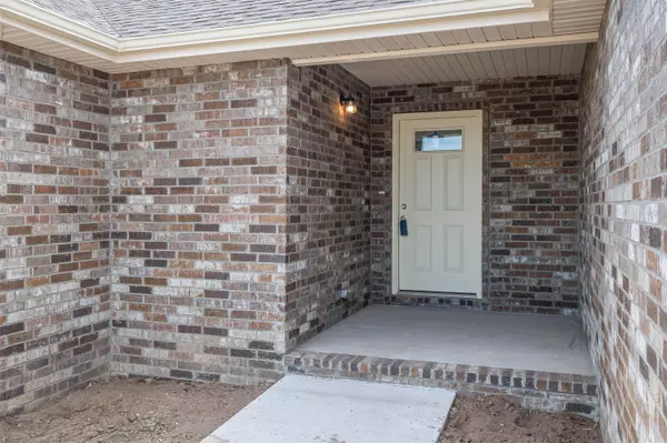 Bolivar, MO 65613,3840 W Riley ST