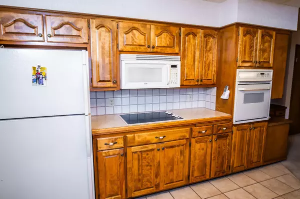 Marshfield, MO 65706,423 Blinn AVE