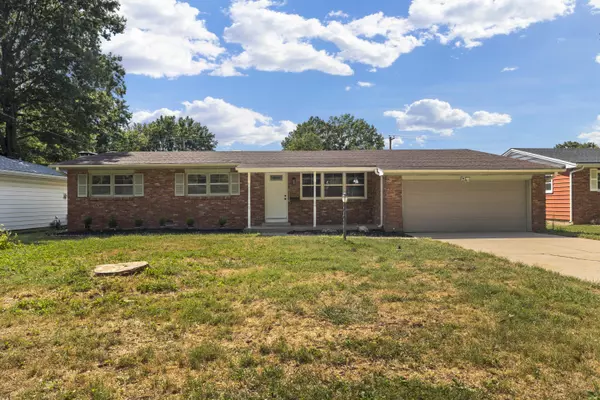 2435 S Kickapoo AVE, Springfield, MO 65804