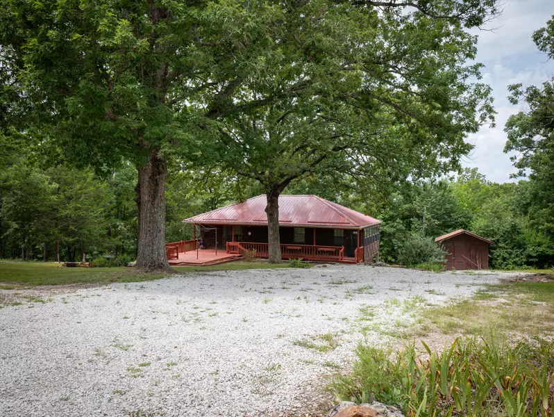 10520 County Road 237, Warsaw, MO 65355