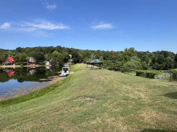 Hardy, AR 72542,28 Kiwanie DR