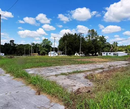Lot 5 W Commercial ST, Everton, MO 65646